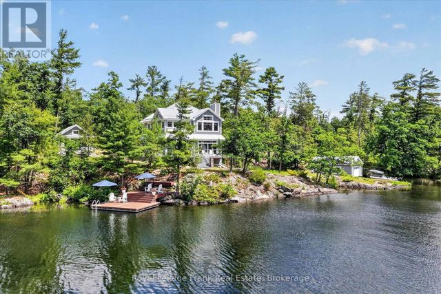 1012 Island 35 Stoney Lake, Douro-Dummer