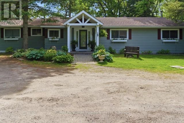 49 Maple Street, Seguin