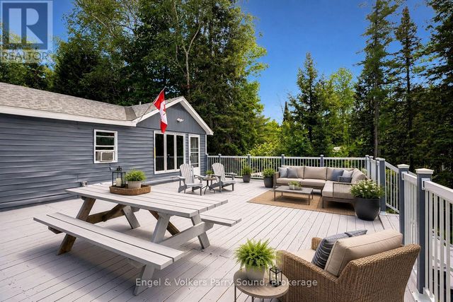 287 Pine Road, Magnetawan