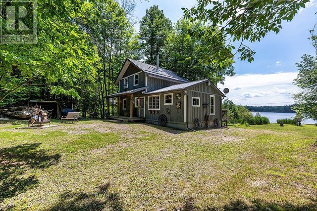 1014 Riding Trail, Minden Hills (lutterworth)