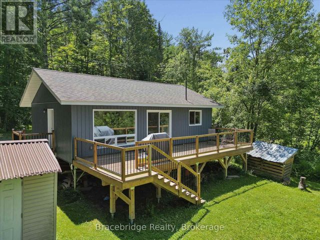1106 River Haven Road, Bracebridge (draper)
