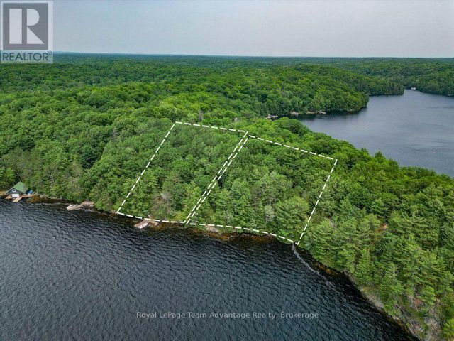 102 Blackstone Lake Water, The Archipelago (archipelago South)