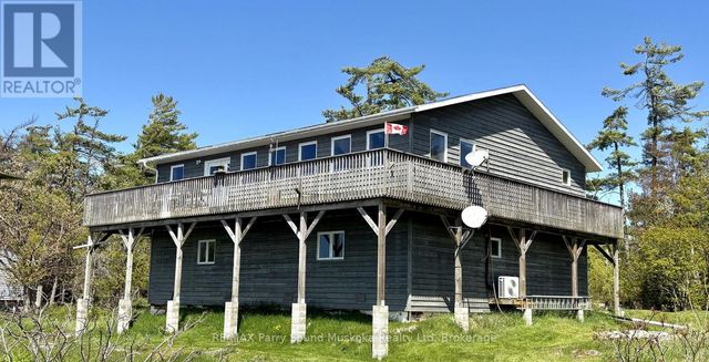 16 B55 Island, The Archipelago (archipelago South)