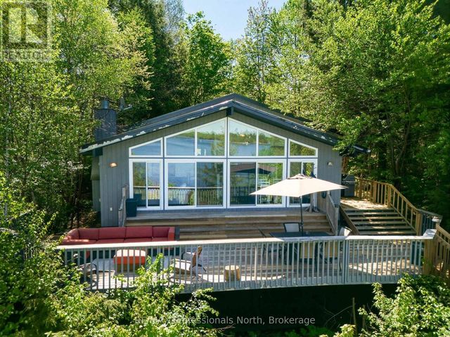 20 Macbeth Island, Bracebridge (oakley)