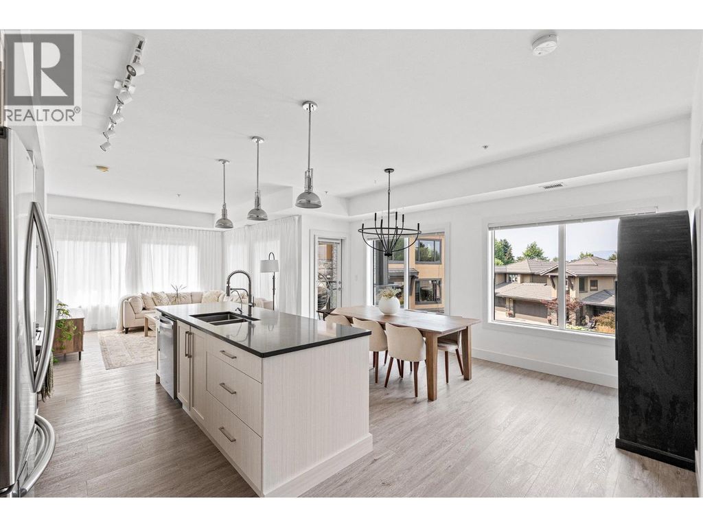 4380 Lakeshore Road Unit# 206, Kelowna
