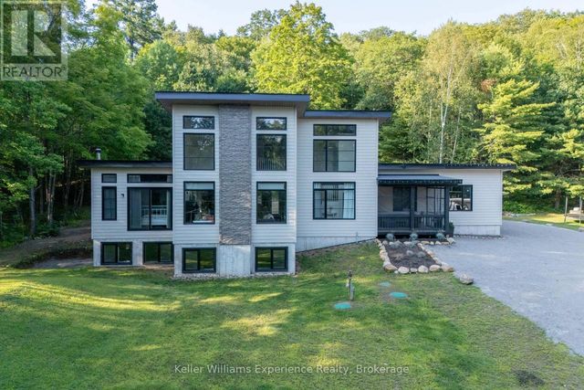 1739 Fraserburg Road, Bracebridge (draper)