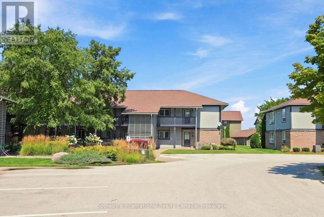 464 Mariners Way, Collingwood