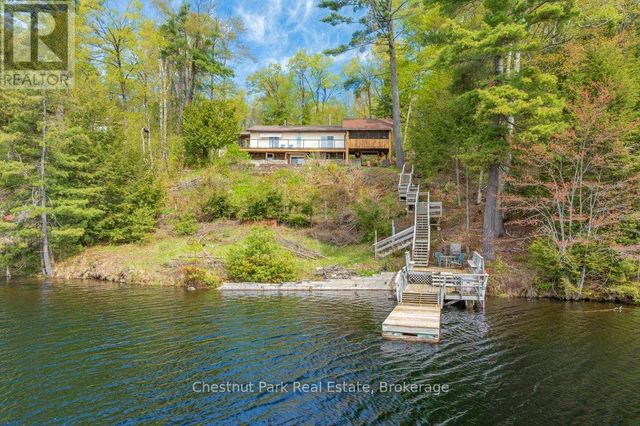1026 Carlson Place, Bracebridge (draper)