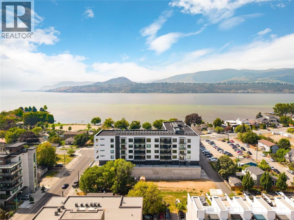 3051 Abbott Street Unit# 216, Kelowna