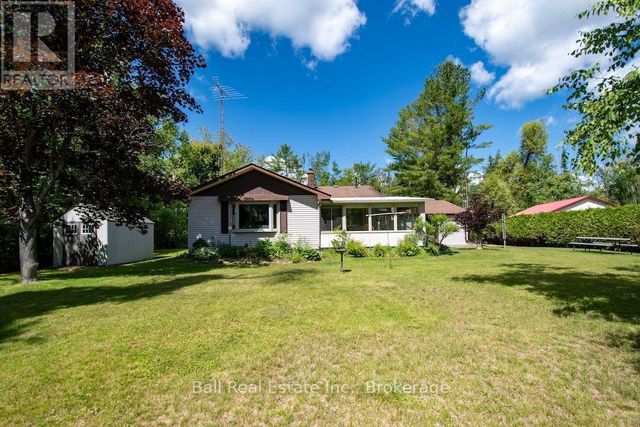 2137 Chipmunk Road, Douro-Dummer