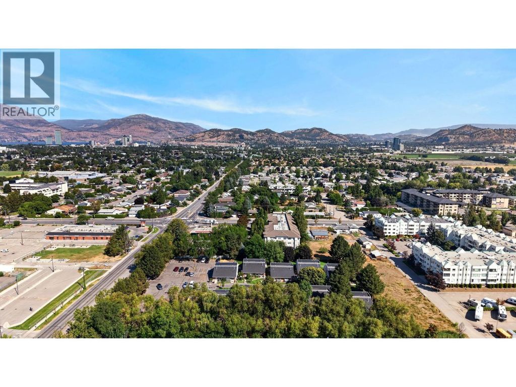 3155 Gordon Drive Unit# 104, Kelowna