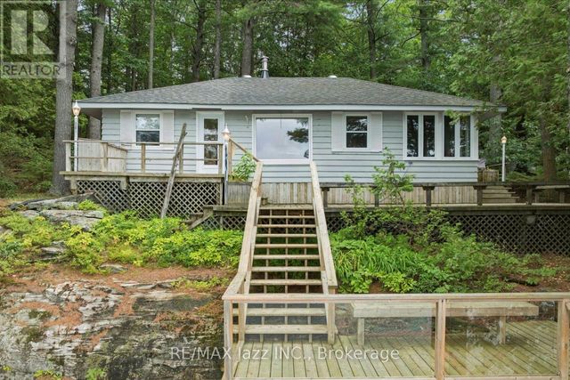 1022 Two Dogs Lane, Algonquin Highlands (stanhope)