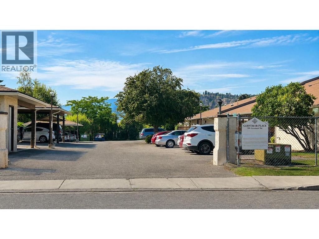 200 Gerstmar Road Unit# 11, Kelowna