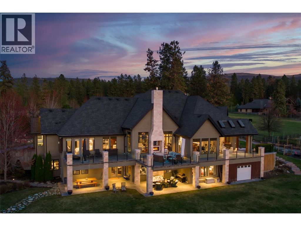 3990 Fairwinds Court, Kelowna