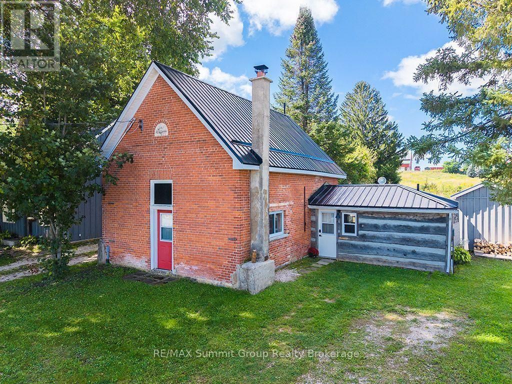 154600 Grey Road 32, Grey Highlands