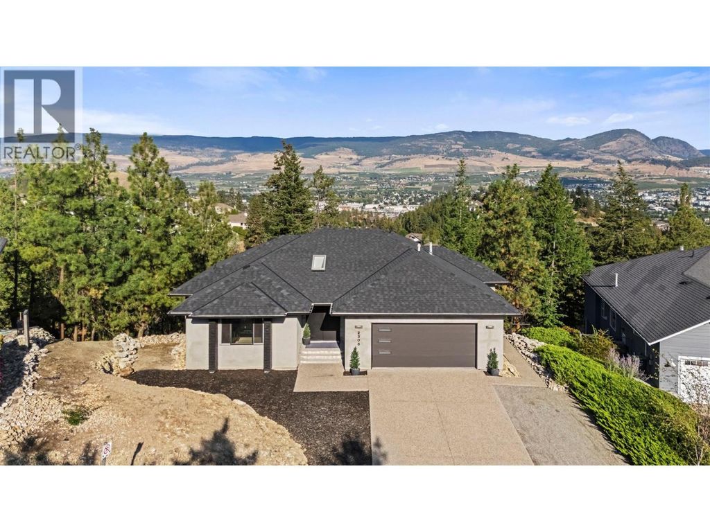 2308 Lillooet Crescent, Kelowna