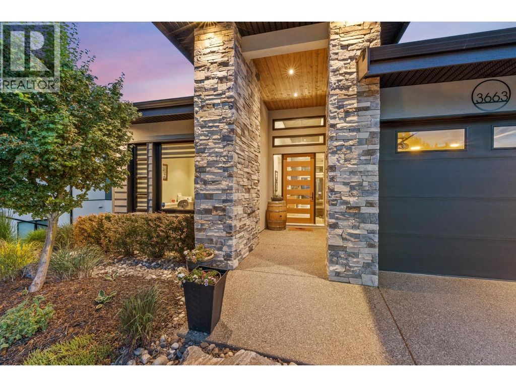 3663 Mckinley Beach Drive, Kelowna