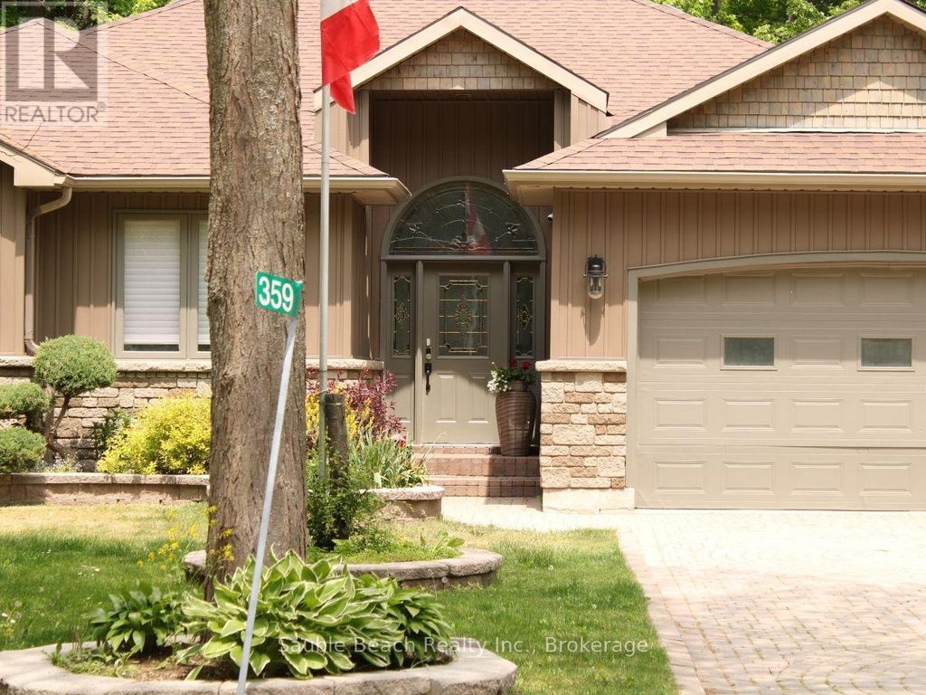 359 Sixth Street N, South Bruce Peninsula
