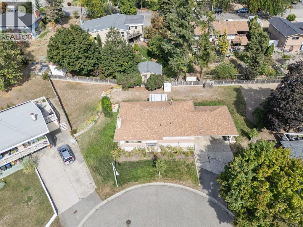 1442 Glenaire Crescent, Kelowna