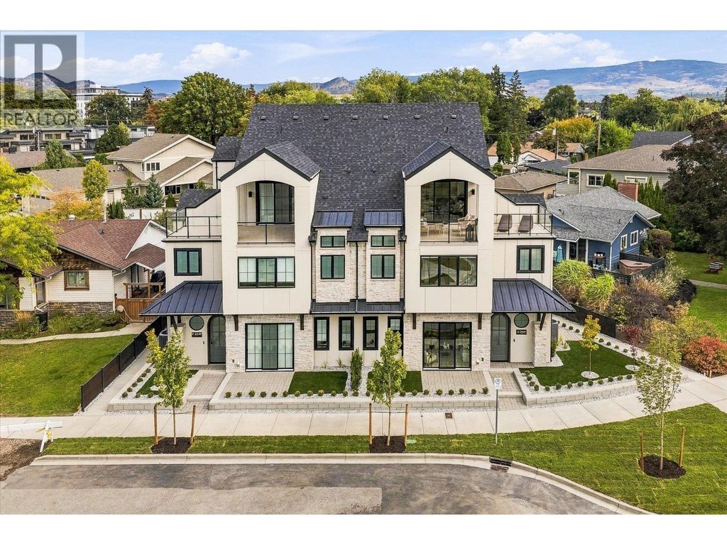 2435 Taylor Crescent Unit# 2, Kelowna