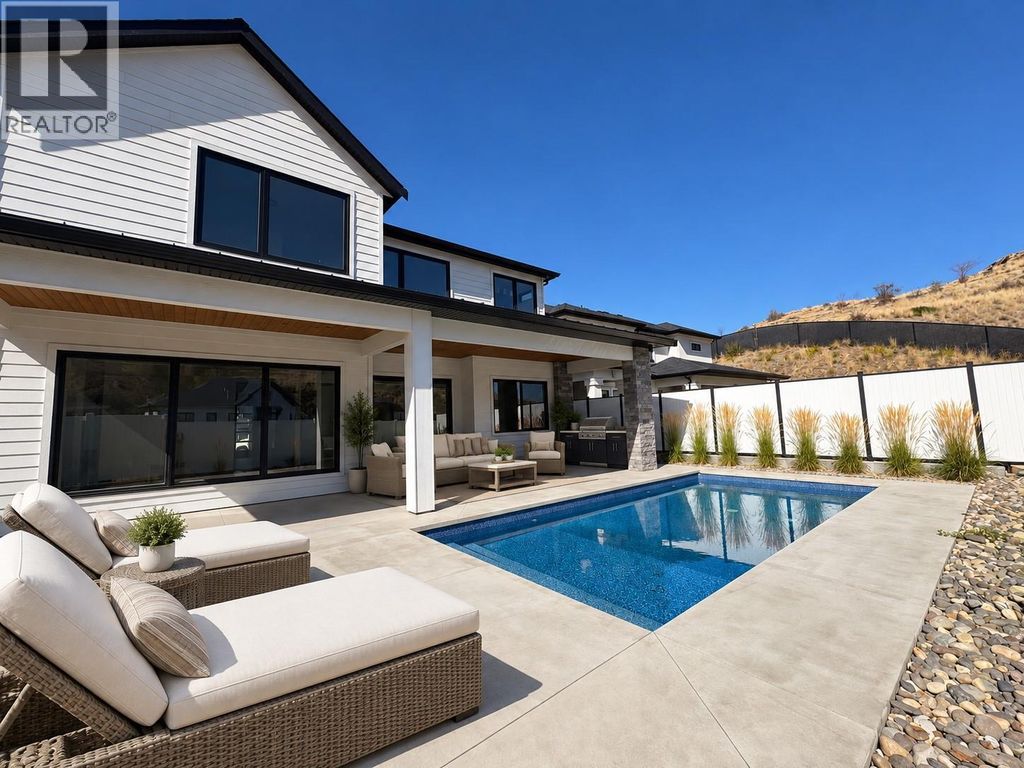 5533 Foothill Court, Kelowna
