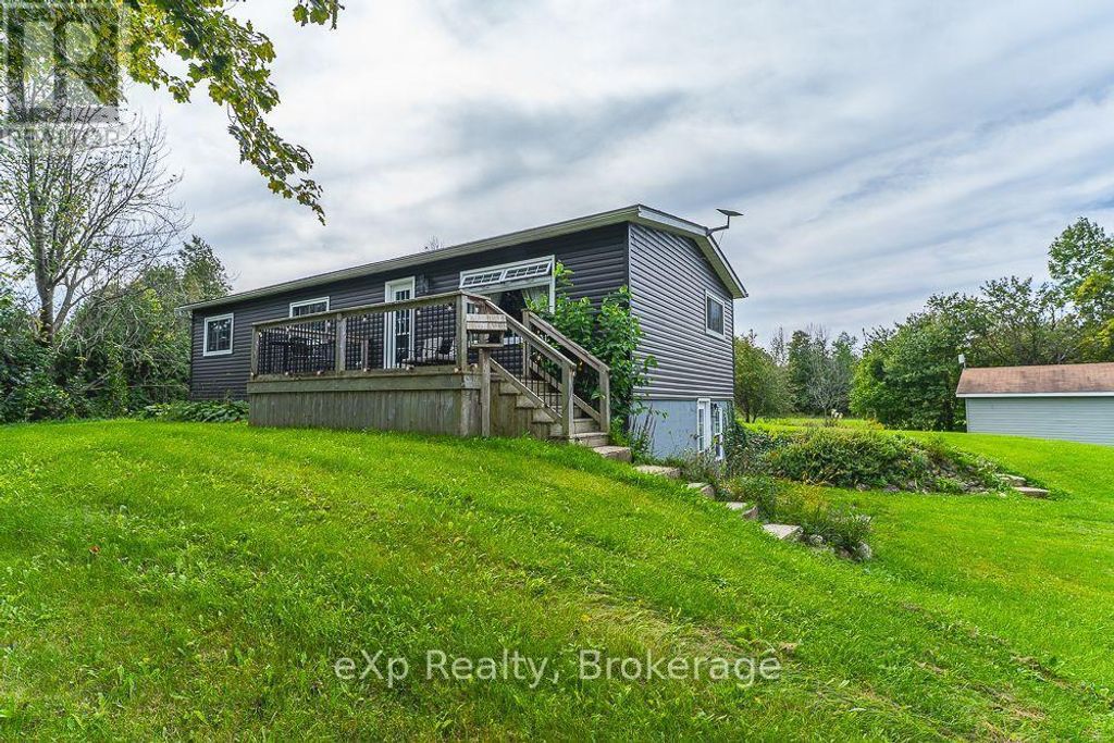 15 Howdenvale Road, South Bruce Peninsula