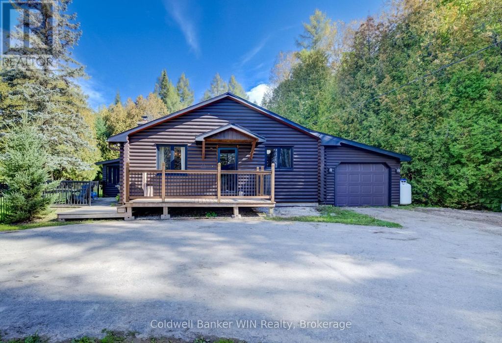 775415 Highway 10, Chatsworth