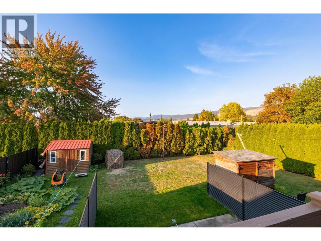 246 Briarwood Road, Kelowna