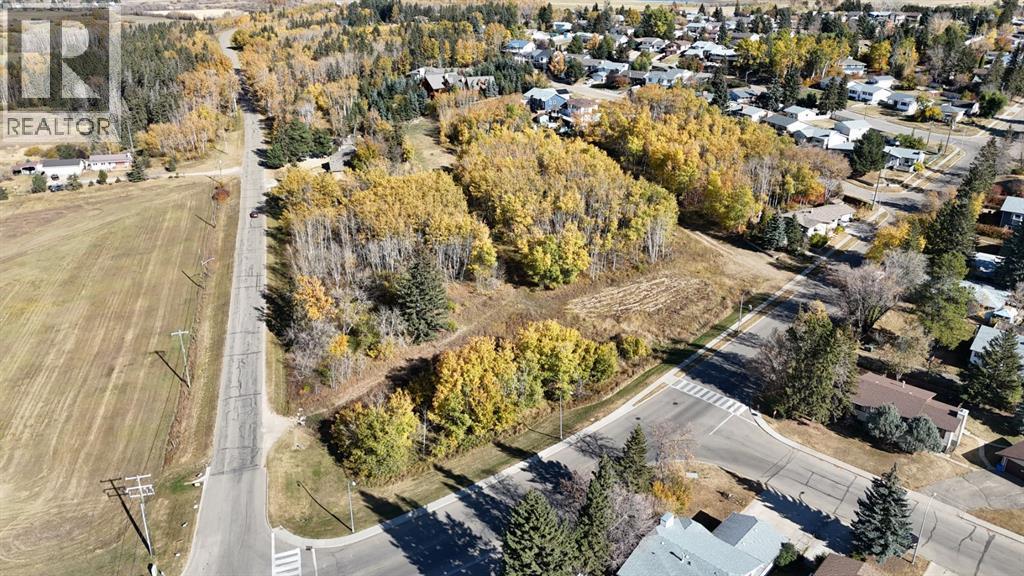 5005 46 Street, Ponoka