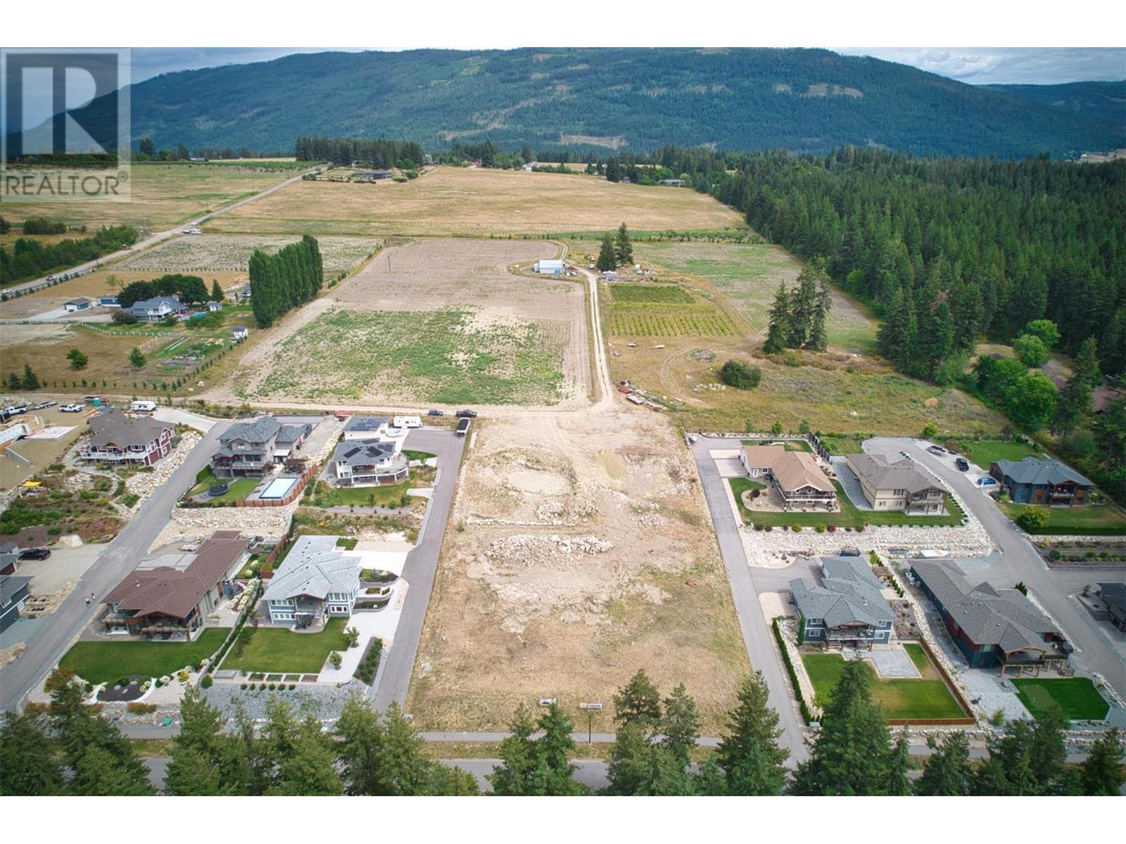 4180 20th Street Ne, Salmon Arm Real Estate Listing MLS® 10304450