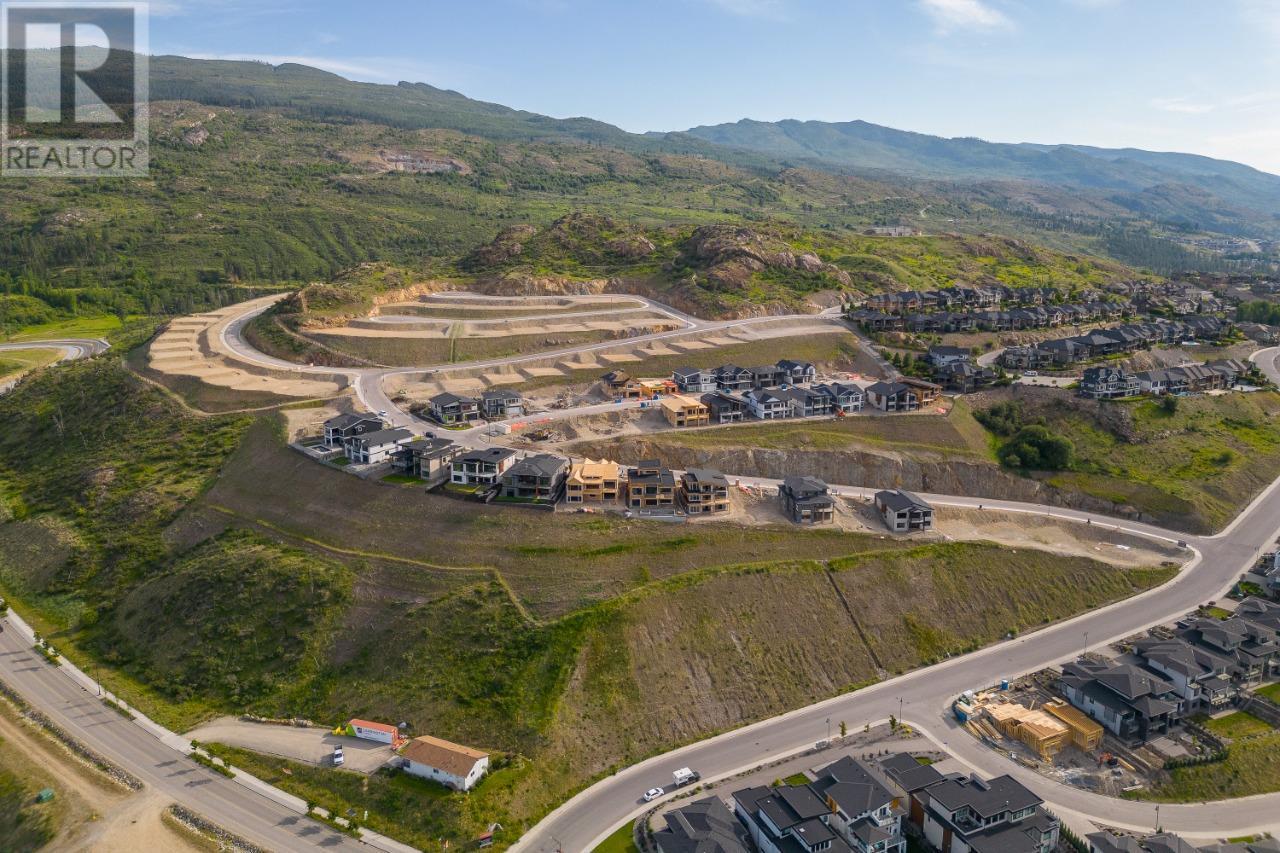 1076 Pearcy Court. Kelowna, British Columbia