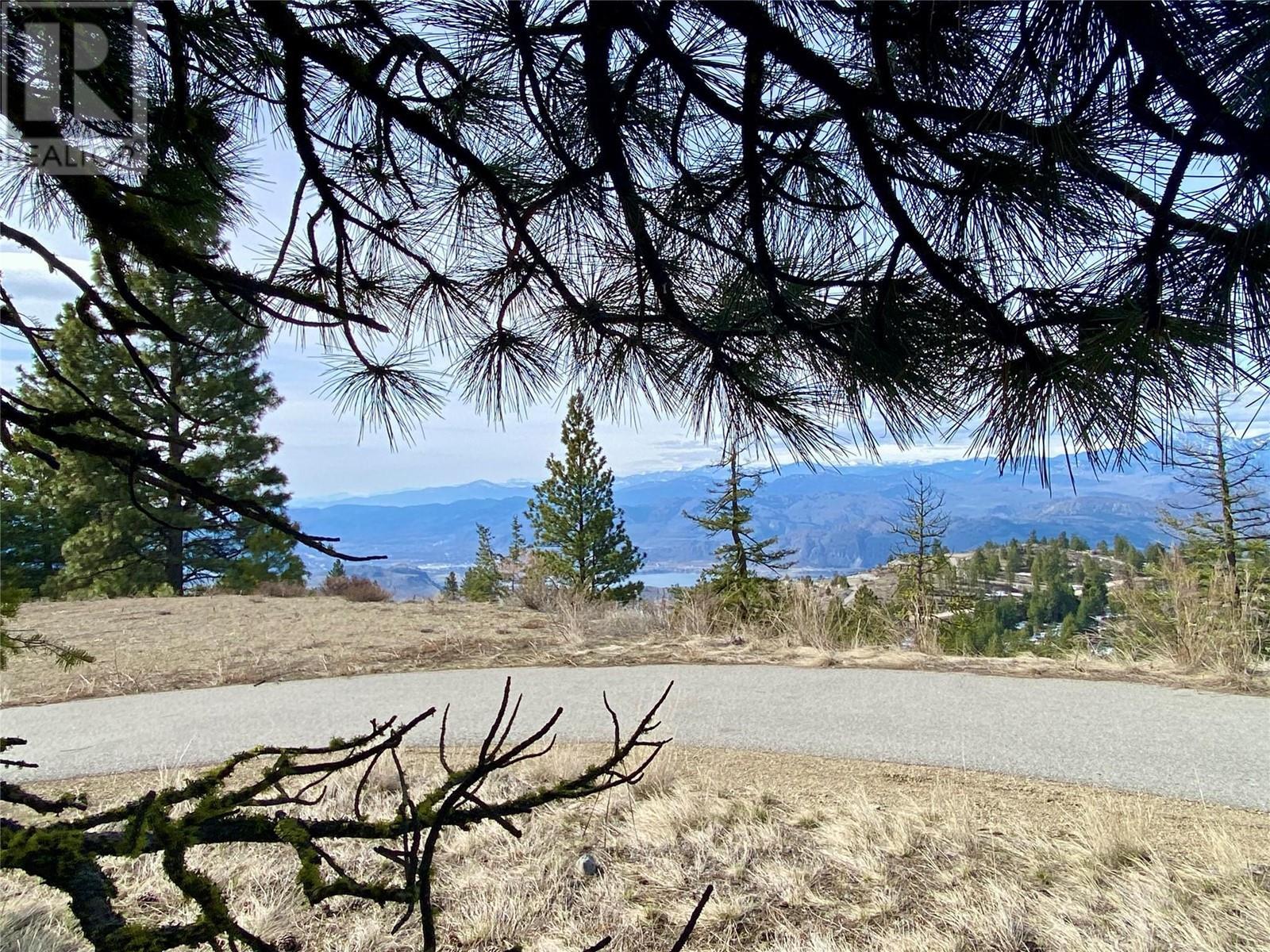 300 Peregrine Place. Osoyoos, British Columbia