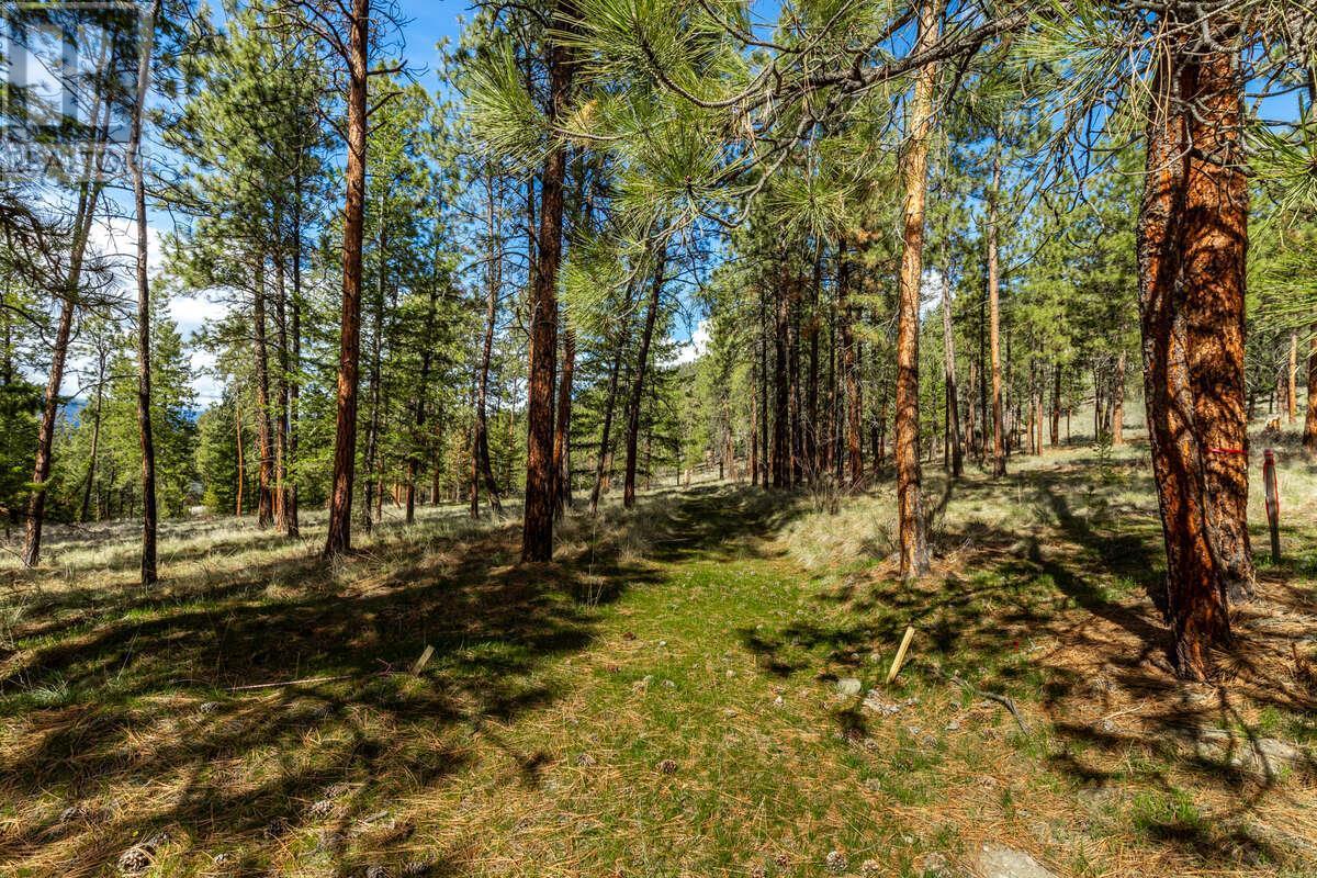 6015 Ottley Road. Lake Country, British Columbia