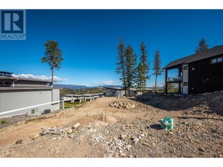 117 Diamond Way. Vernon, British Columbia