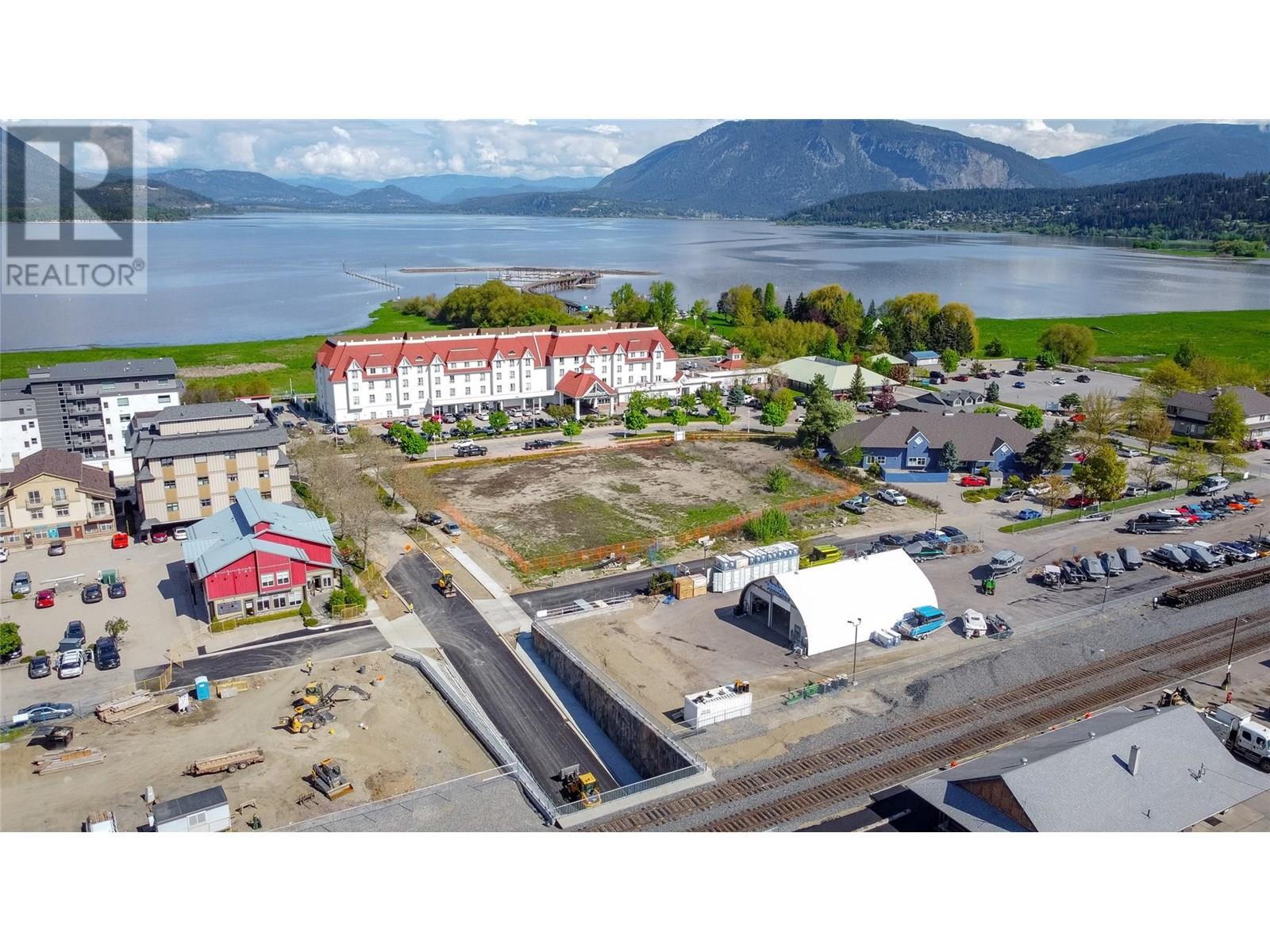 250 Harbourfront Drive Ne. Salmon Arm, British Columbia