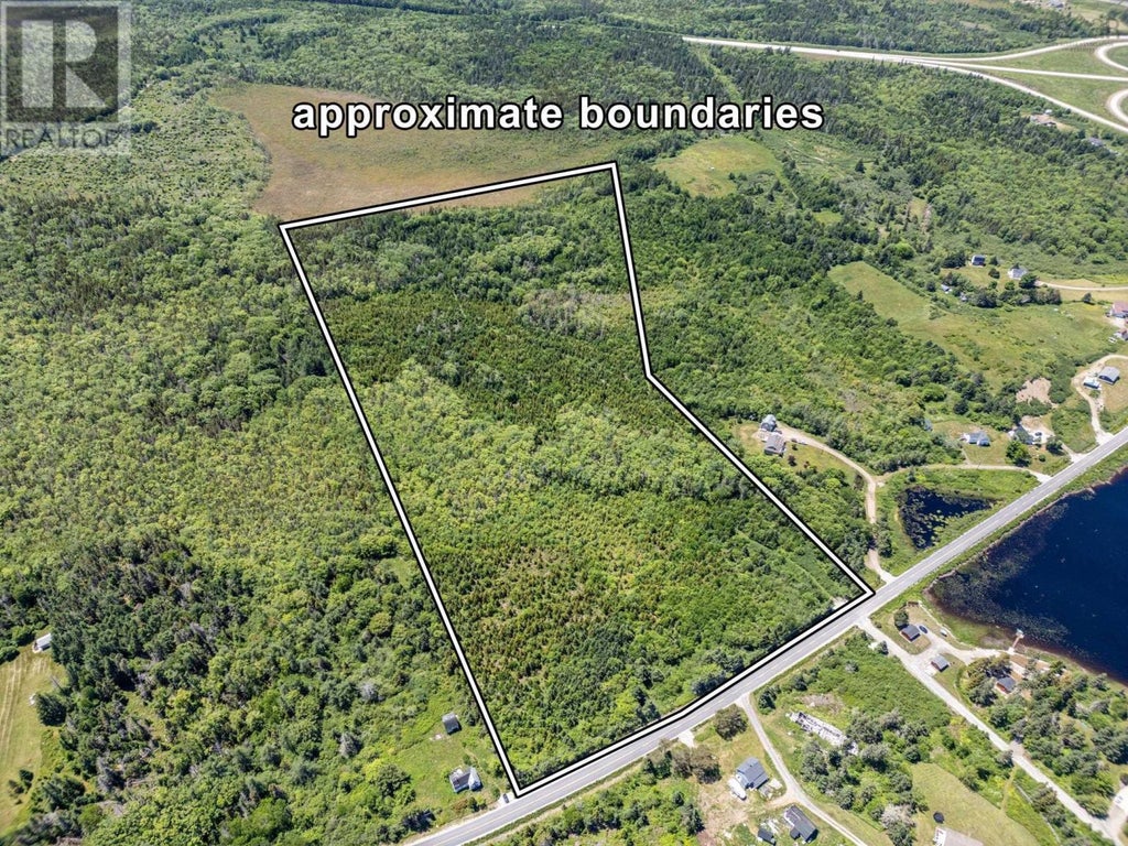 Lot Lake Doucette Road, Lake Doucette