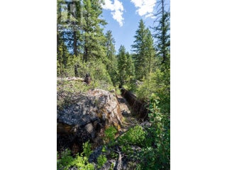 5401-5403 Mcculloch Road. Kelowna, British Columbia