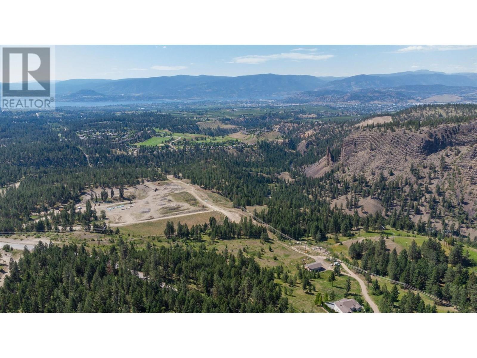 5401-5403 Mcculloch Road. Kelowna, British Columbia