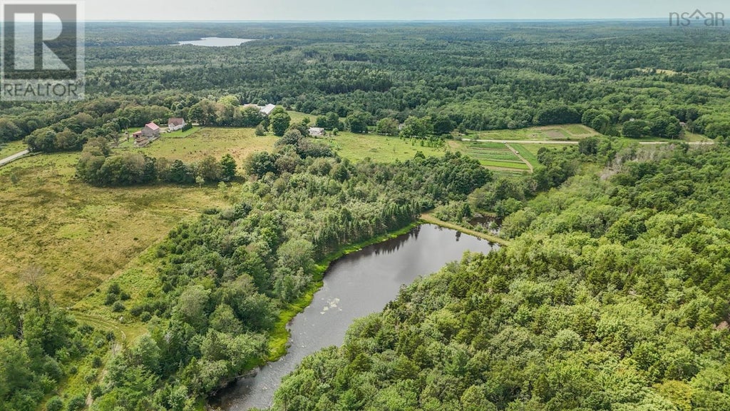 Lot Highway 340, New Tusket