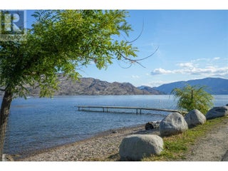 3960 Beach Avenue. Peachland, British Columbia