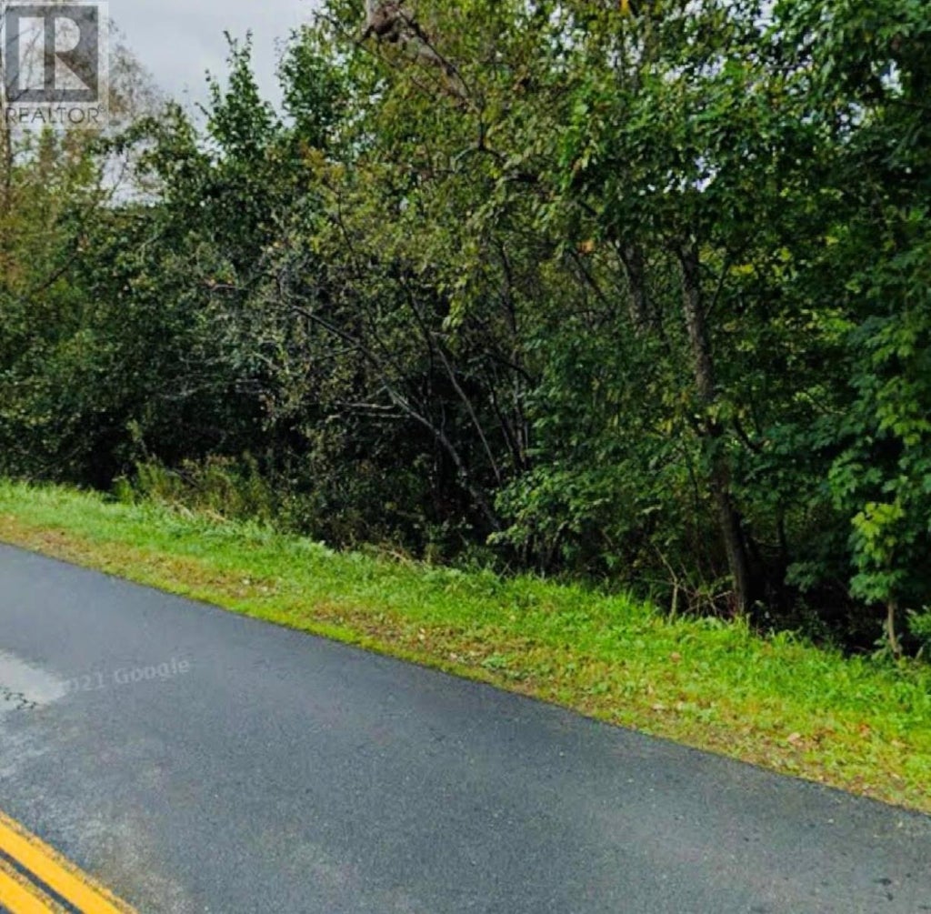 14-1 1786 Antrim Road, Carrolls Corner