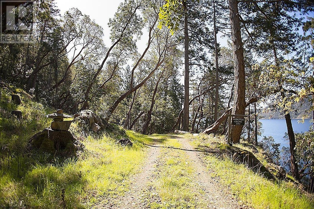 206 Narrows West Road, Salt Spring Island