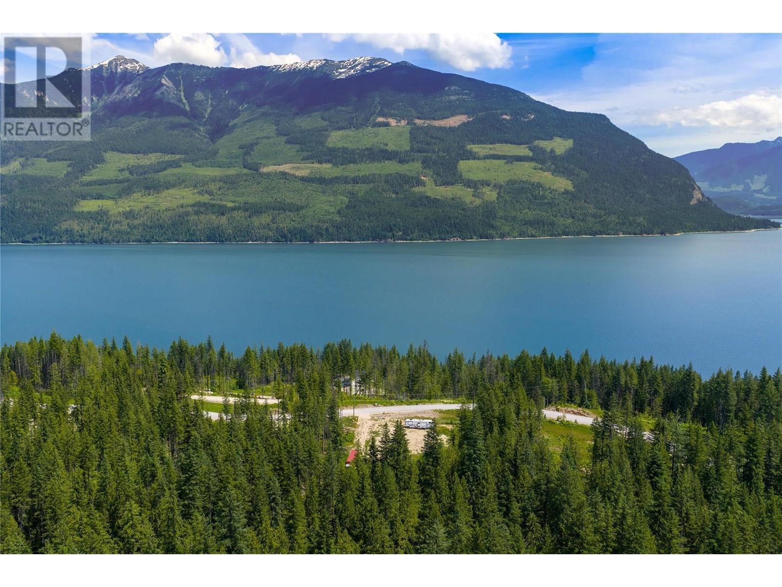 7974 Arrowhead Road. Revelstoke, British Columbia