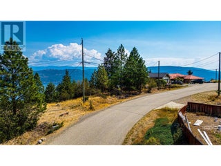 383 Lakewood Road. Vernon, British Columbia