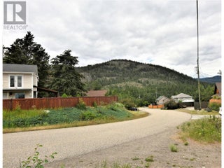 383 Lakewood Road. Vernon, British Columbia