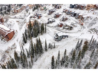 355 Feathertop Way. Big White, British Columbia