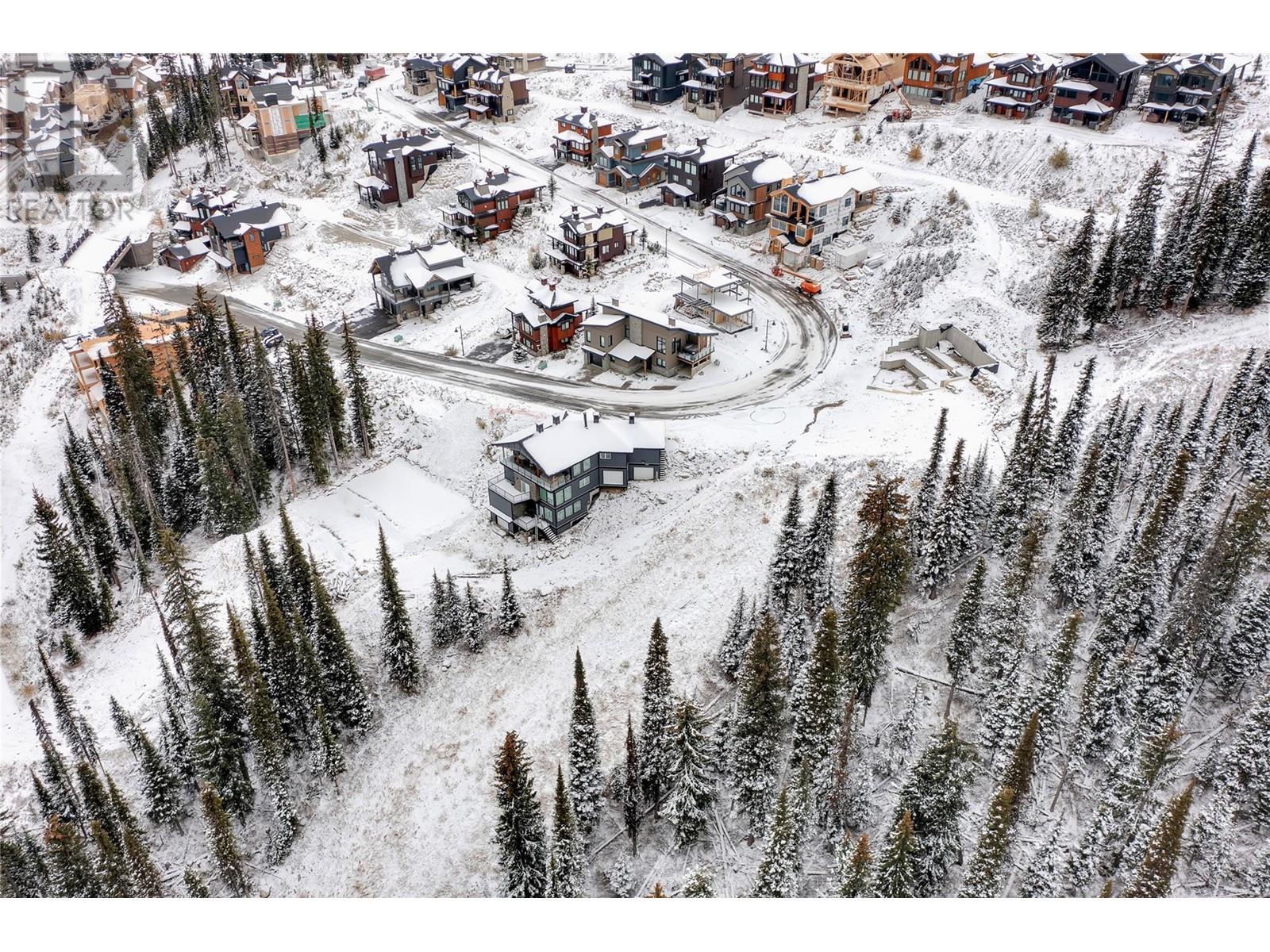 355 Feathertop Way. Big White, British Columbia
