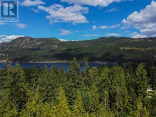 2530 Forest Drive. Blind Bay, British Columbia