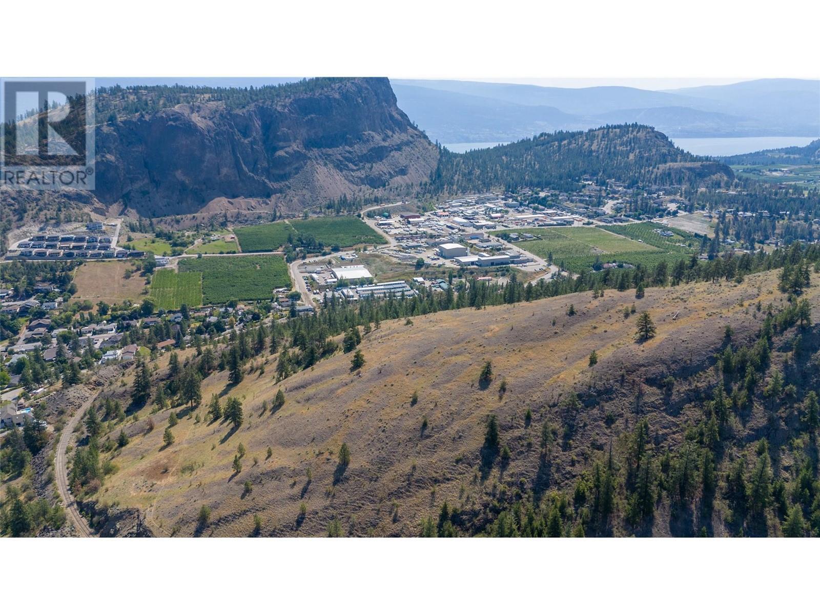 10835 Dunham Cres Crescent. Summerland, British Columbia