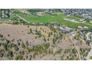 10835 Dunham Cres Crescent. Summerland, British Columbia